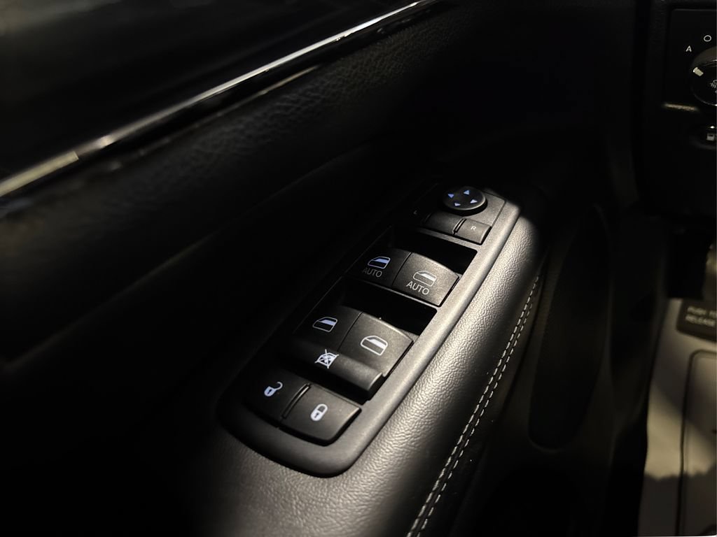 Used 2020 Jeep Grand Cherokee Limited X AWD/4WD image 38