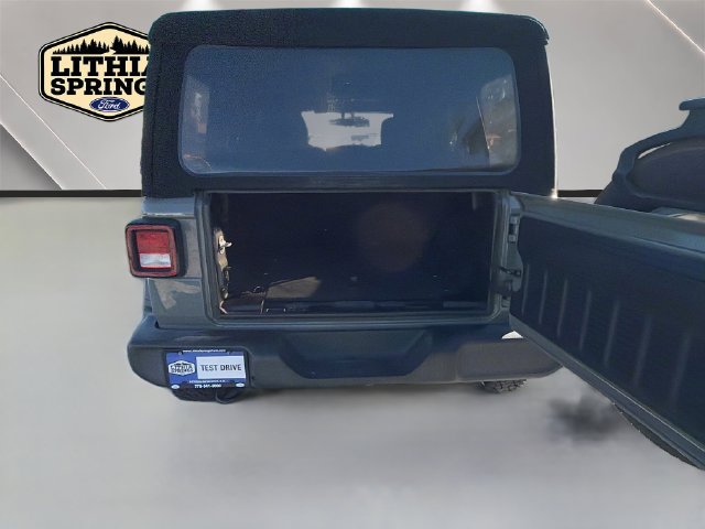 Used 2022 Jeep Wrangler Unlimited Sport AWD/4WD image 15