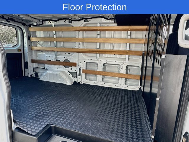 Certified 2025 Ford Transit 250 Low Roof w/ Exterior Upgrade Package RWD image 19