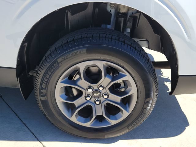 Certified 2025 Ford Maverick XLT w/ 4K Tow Package AWD/4WD image 13