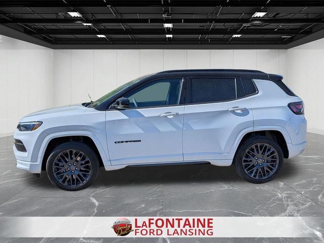 Used 2023 Jeep Compass High Altitude AWD/4WD image 2