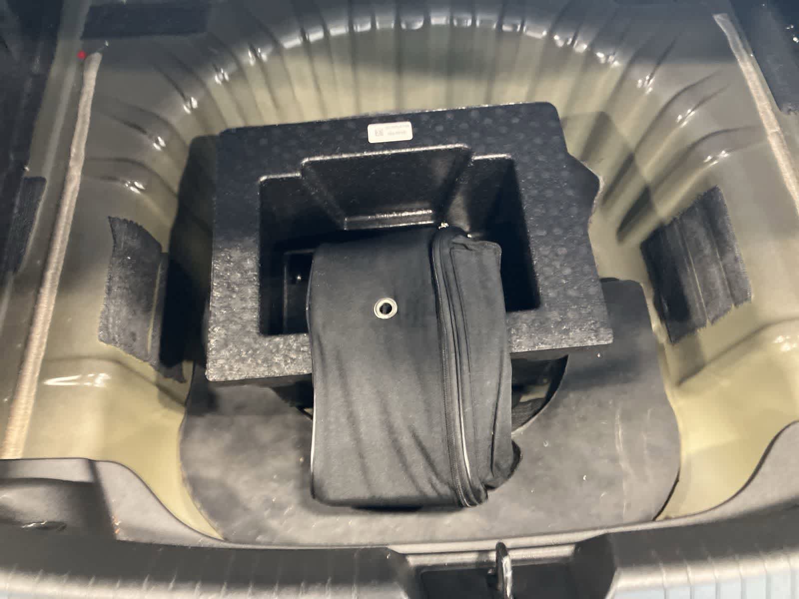 Used 2019 Chevrolet Malibu Premier FWD image 30
