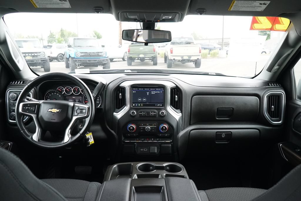 Used 2022 Chevrolet Silverado 1500 LT w/ Fleet Comfort Package AWD/4WD image 12