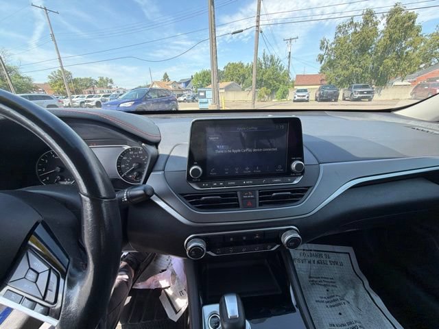 Used 2024 Nissan Altima 2.5 SR FWD image 18