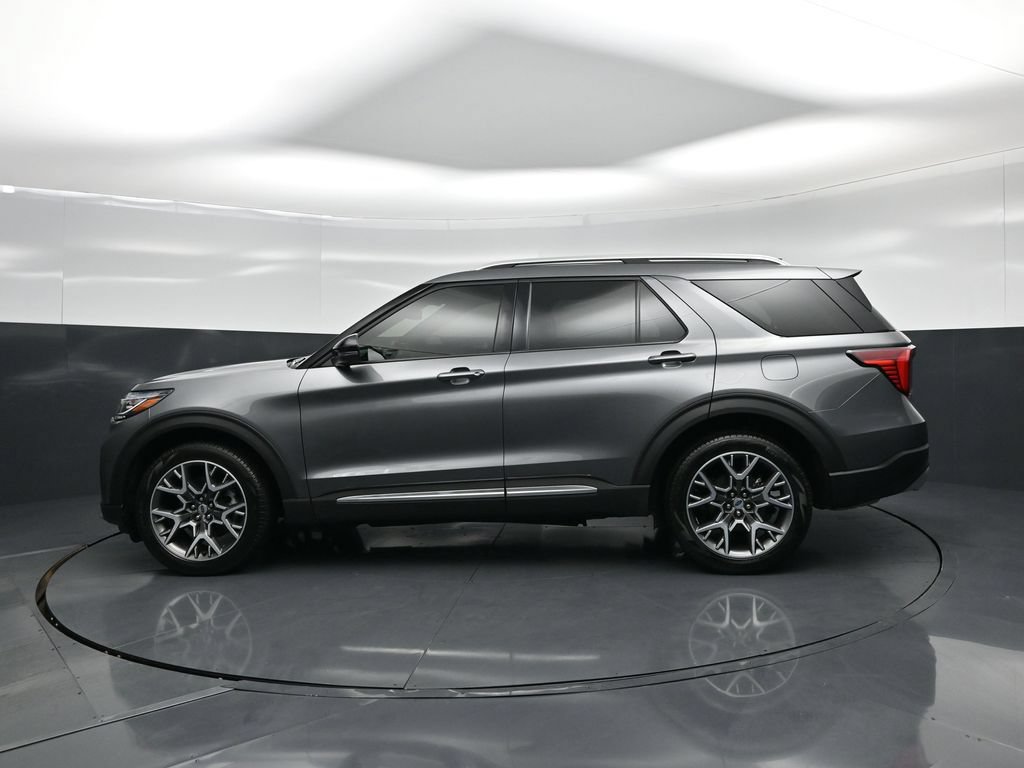 Certified 2025 Ford Explorer Platinum w/ Ultimate Package AWD/4WD image 29