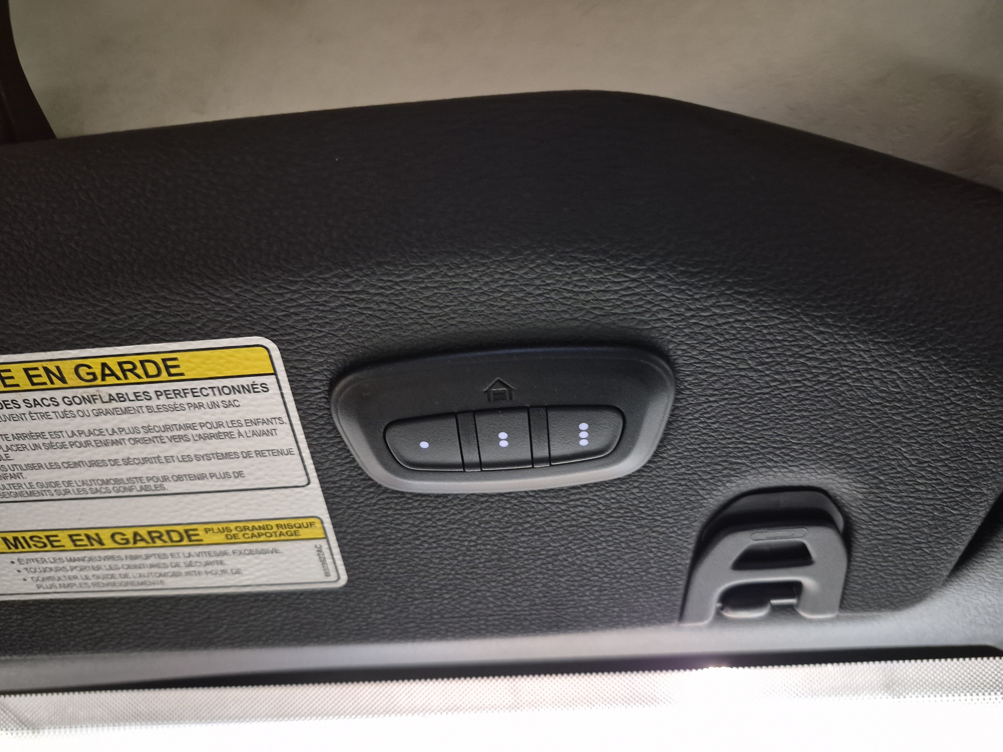 Used 2023 Jeep Gladiator Overland AWD/4WD image 39