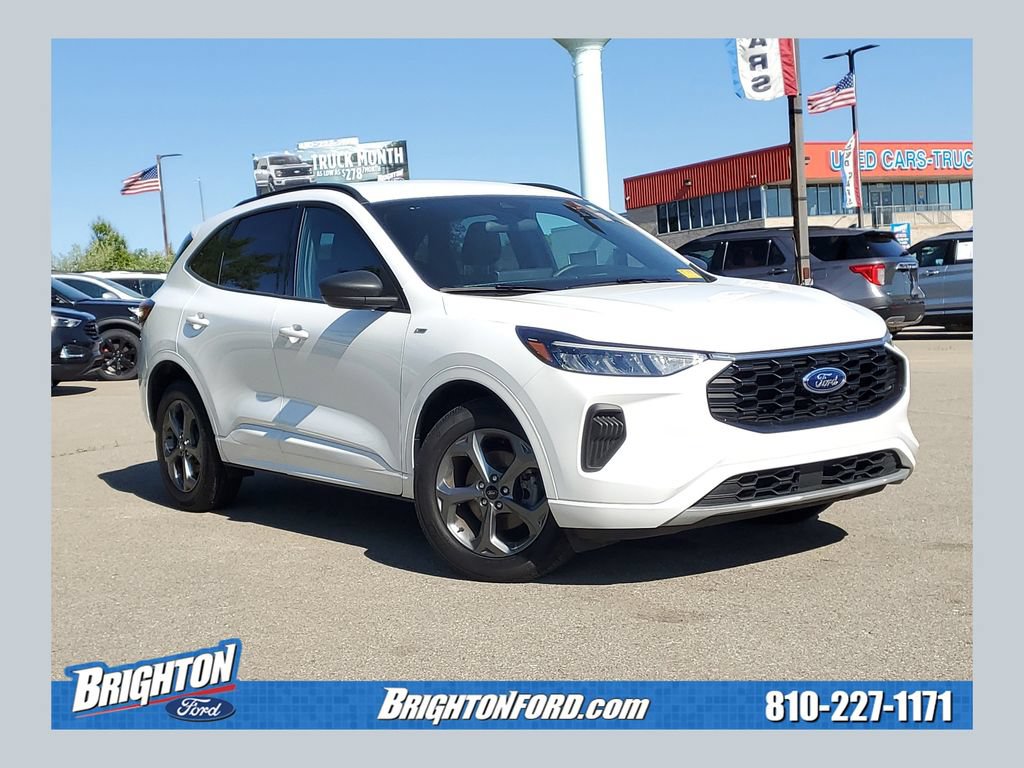 Certified 2023 Ford Escape ST-Line w/ Tech Pack #1 AWD/4WD image 1