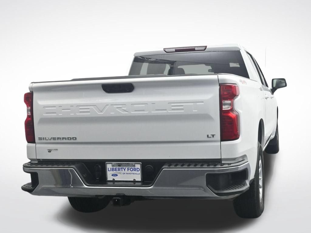 Used 2025 Chevrolet Silverado 1500 LT AWD/4WD image 7