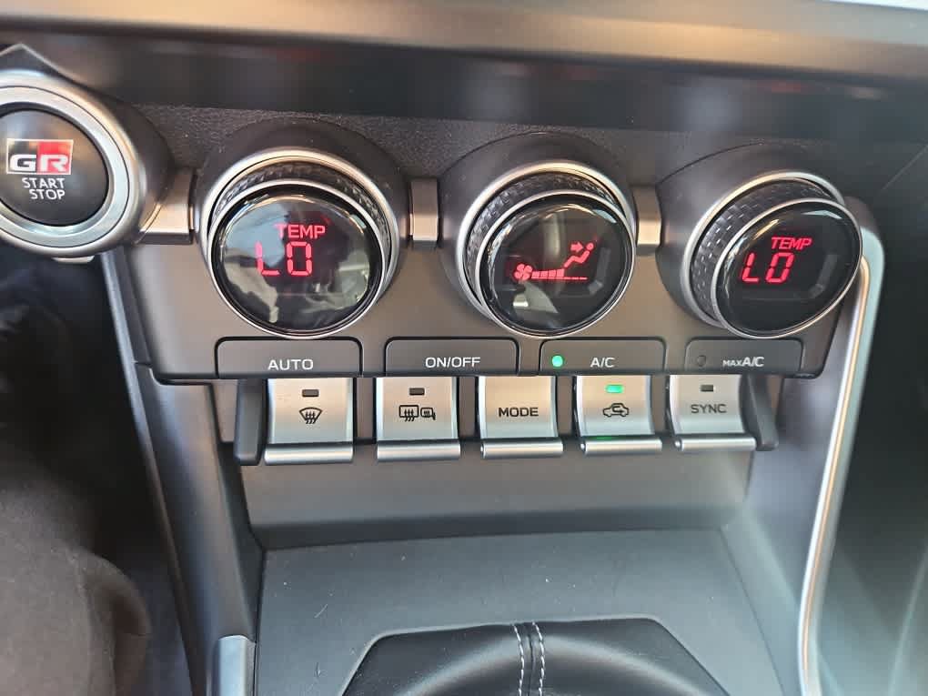 Used 2024 Toyota GR86 Premium RWD image 17