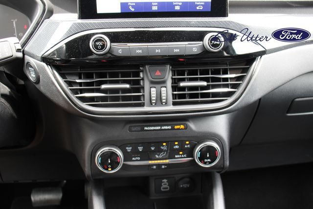 Certified 2025 Ford Escape ST-Line FWD image 17