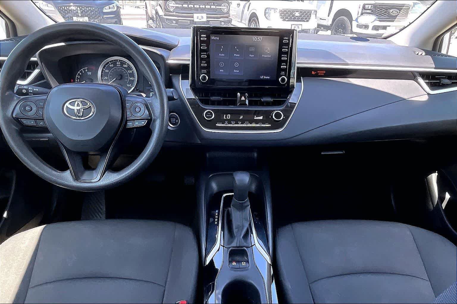 Used 2021 Toyota Corolla LE FWD image 10