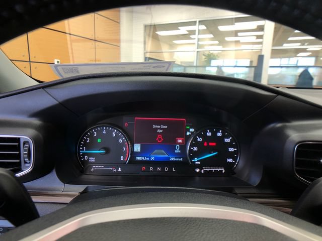 Certified 2023 Ford Explorer Limited w/ Limited Technology Package AWD/4WD image 14