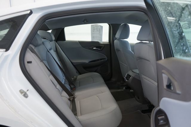 Used 2022 Chevrolet Malibu LT image 32