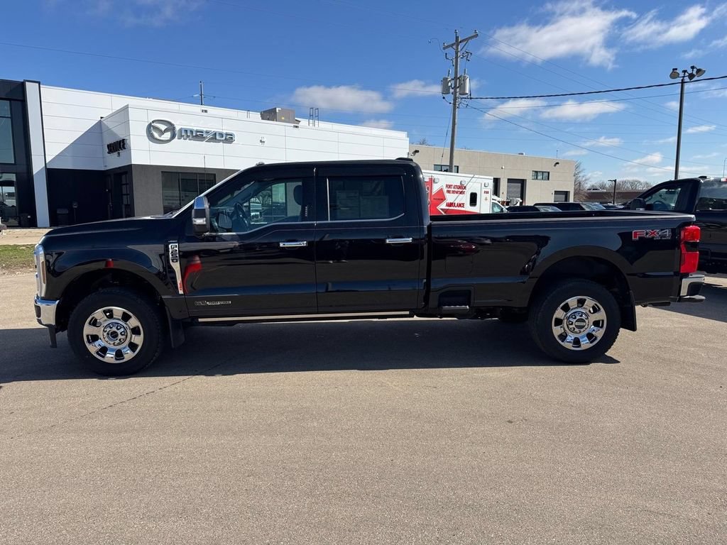 Certified 2024 Ford F250 Lariat w/ Lariat Ultimate Package AWD/4WD image 3