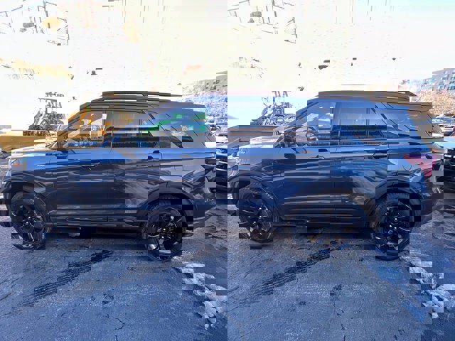 Certified 2023 Ford Explorer ST-Line image 4