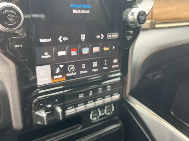 Used 2022 RAM 2500 Limited AWD/4WD image 43
