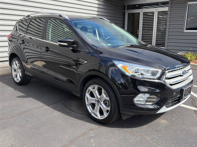 Certified 2019 Ford Escape Titanium AWD/4WD image 5