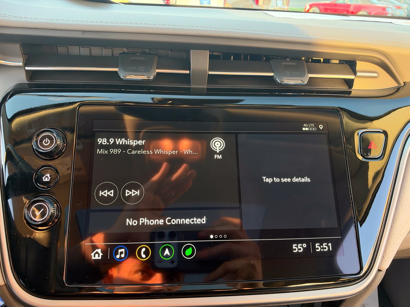 Used 2023 Chevrolet Bolt EUV Premier w/ Sun & Sound Package FWD image 21