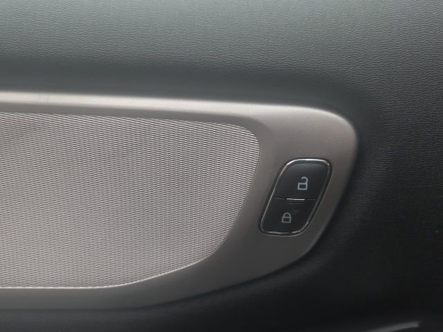 Certified 2025 Ford Expedition Active image 23