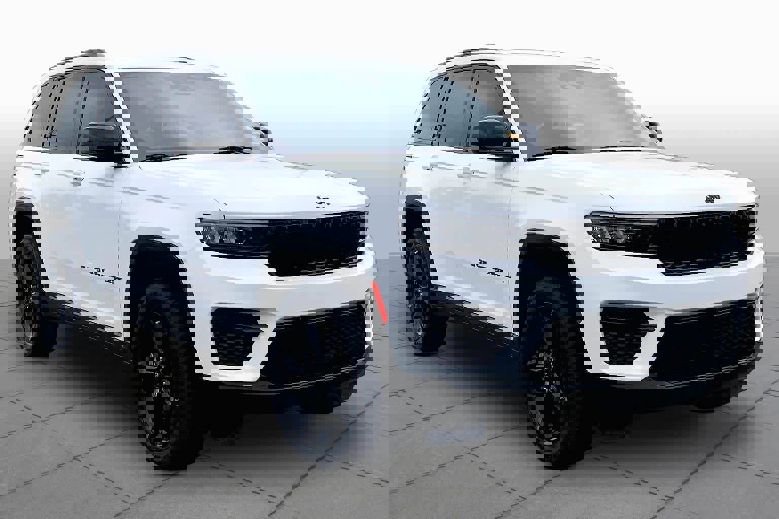 Used 2022 Jeep Grand Cherokee Altitude image 3