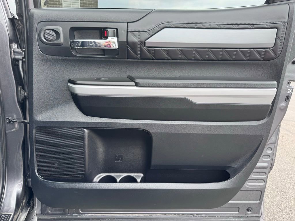 Used 2019 Toyota Tundra Platinum AWD/4WD image 27