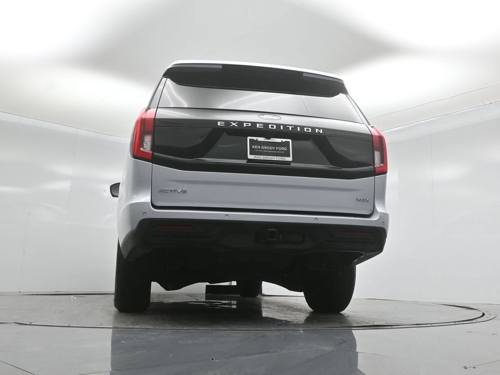 Certified 2025 Ford Expedition Max Active RWD image 47