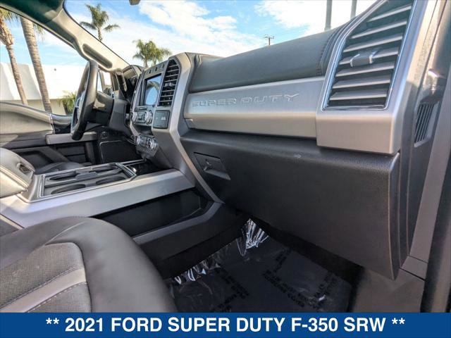 Certified 2021 Ford F350 Platinum w/ FX4 Off-Road Package image 23