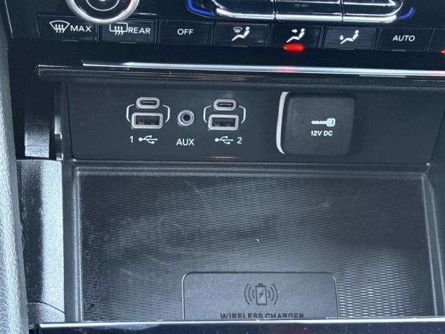 Used 2024 Jeep Grand Cherokee Summit w/ Luxury Tech Group V AWD/4WD image 26