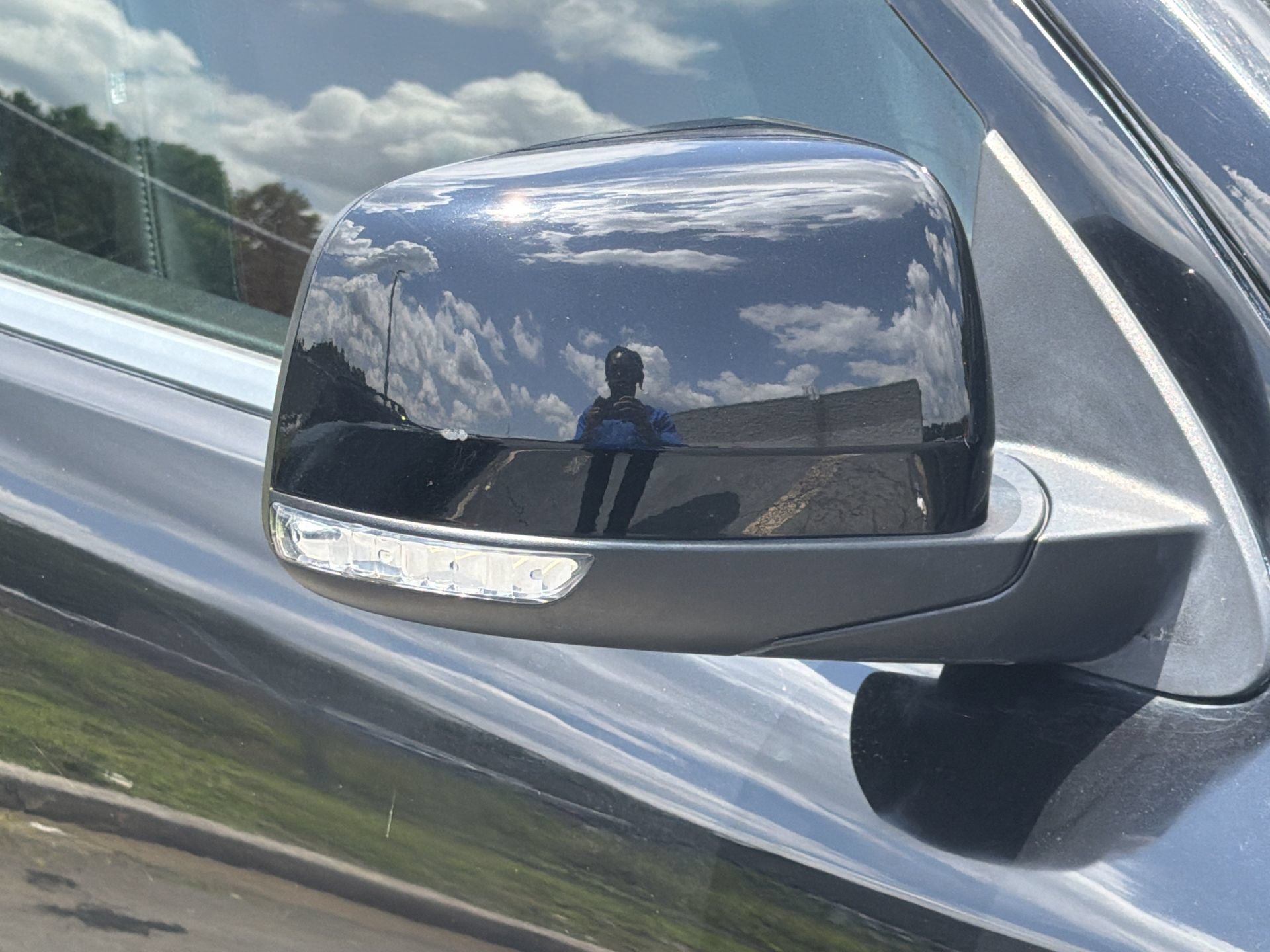Used 2022 Dodge Durango R/T RWD image 8