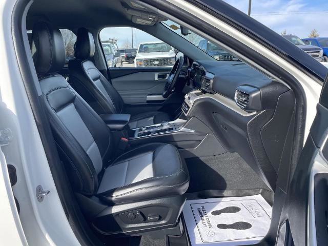 Certified 2023 Ford Explorer XLT w/ Equipment Group 202A image 19