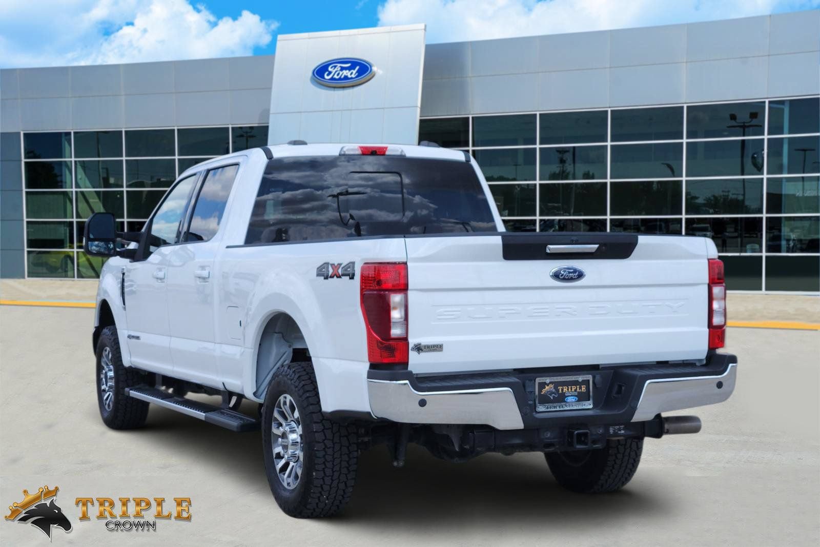 Certified 2022 Ford F250 Lariat w/ Lariat Value Package AWD/4WD image 4