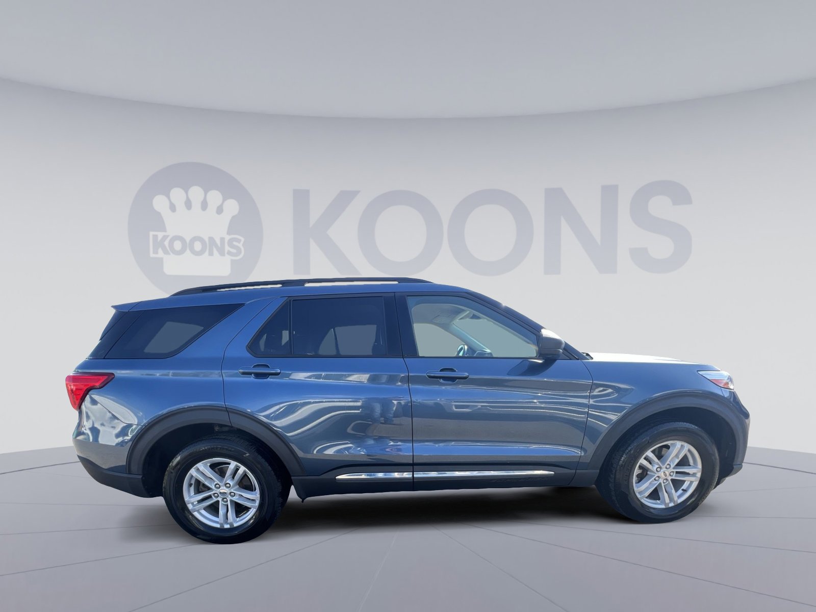 Certified 2020 Ford Explorer XLT w/ Class III Trailer Tow Package AWD/4WD image 12