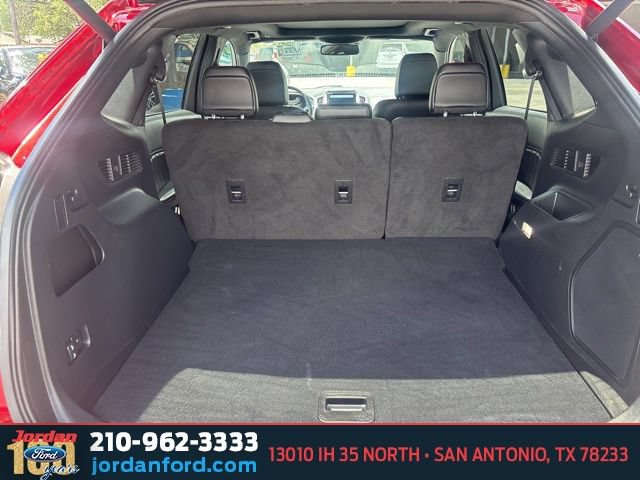 Certified 2024 Ford Edge ST w/ Equipment Group 401A AWD/4WD image 12