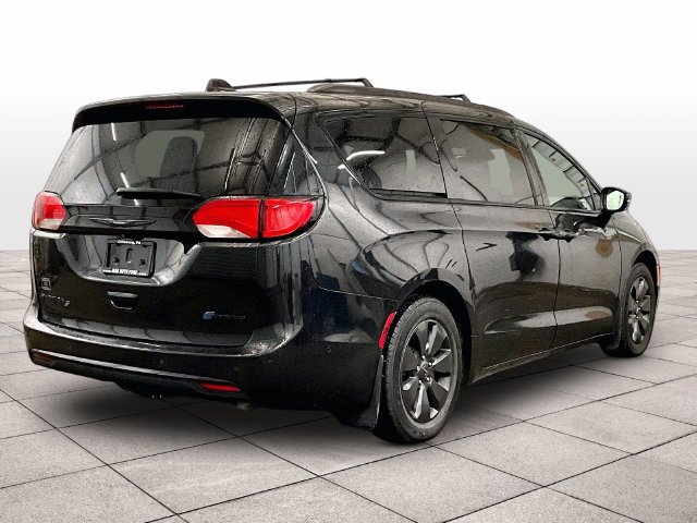 Used 2019 Chrysler Pacifica Limited w/ Advanced Safetytec Group FWD image 11