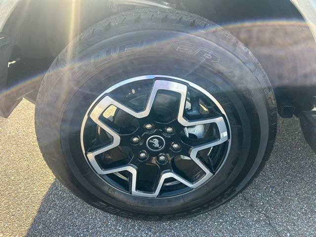 Certified 2025 Ford Bronco Outer Banks AWD/4WD image 11