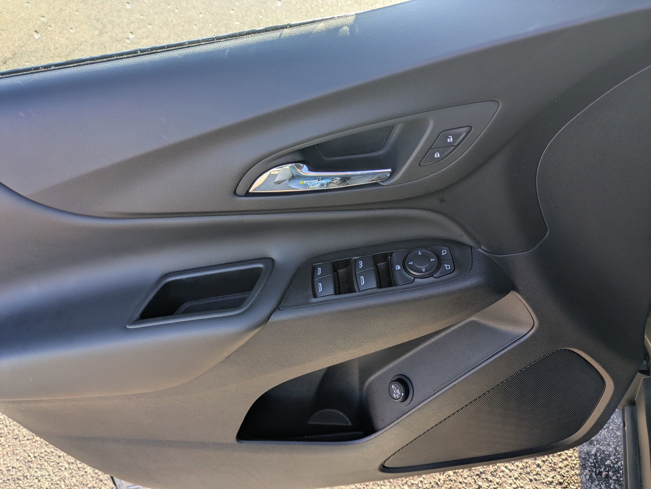 Used 2024 Chevrolet Equinox LT image 13