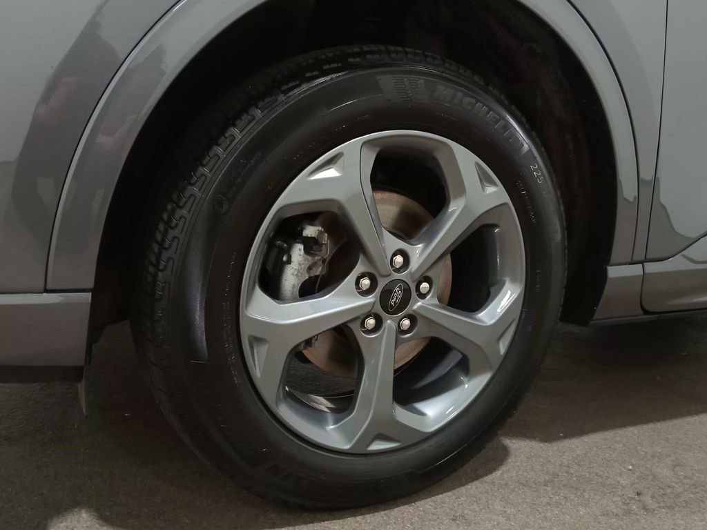 Certified 2024 Ford Escape ST-Line w/ Tech Pack #1 AWD/4WD image 11