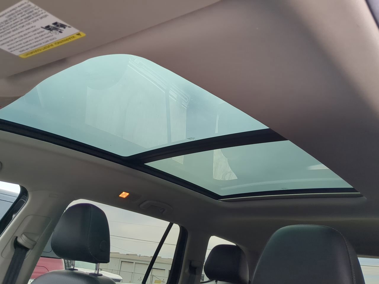 Used 2019 Volkswagen Atlas SEL FWD image 18