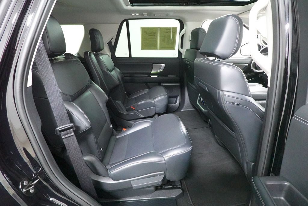 Certified 2025 Ford Expedition Platinum AWD/4WD image 33