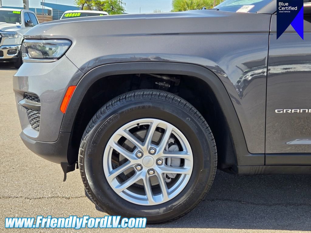 Used 2025 Jeep Grand Cherokee Laredo X AWD/4WD image 8