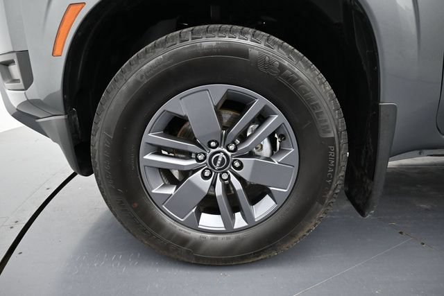 Used 2026 Nissan Frontier SV RWD image 9