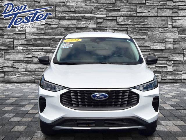 Certified 2024 Ford Escape Active w/ Cold Weather Package FWD image 8