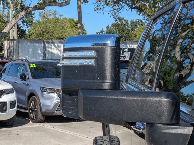 Used 2024 Chevrolet Silverado 2500 LTZ w/ LTZ Convenience Package image 10