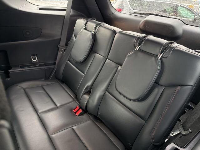 Certified 2025 Ford Explorer ST-Line image 15