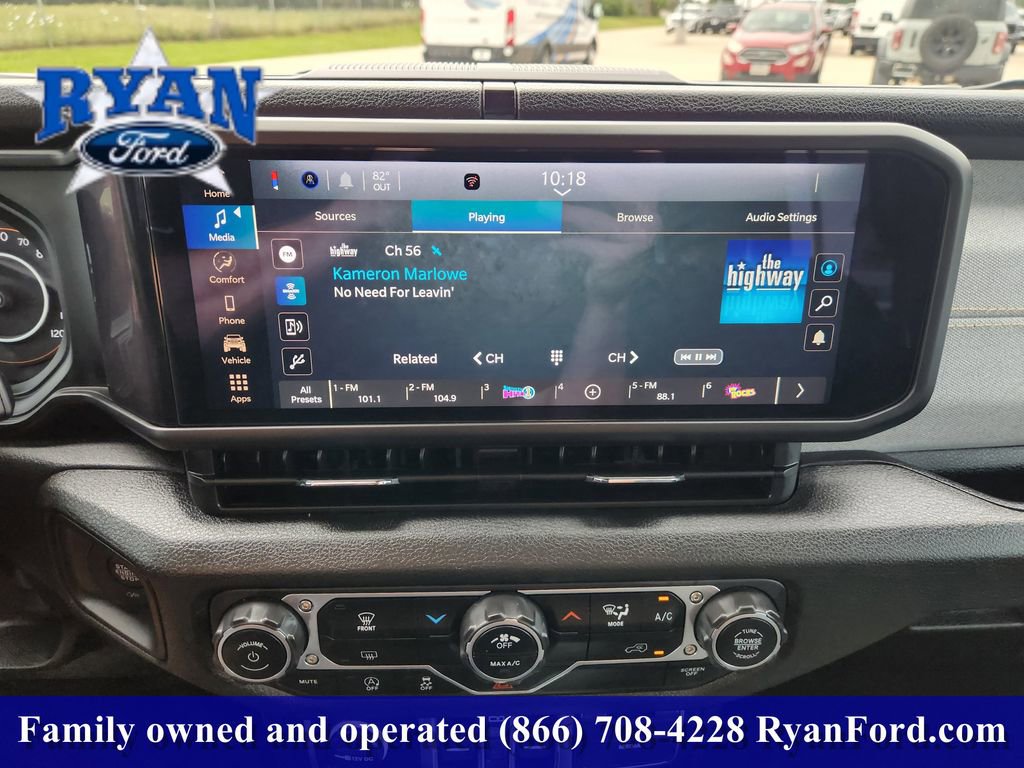 Used 2025 Jeep Wrangler Unlimited Sport AWD/4WD image 12