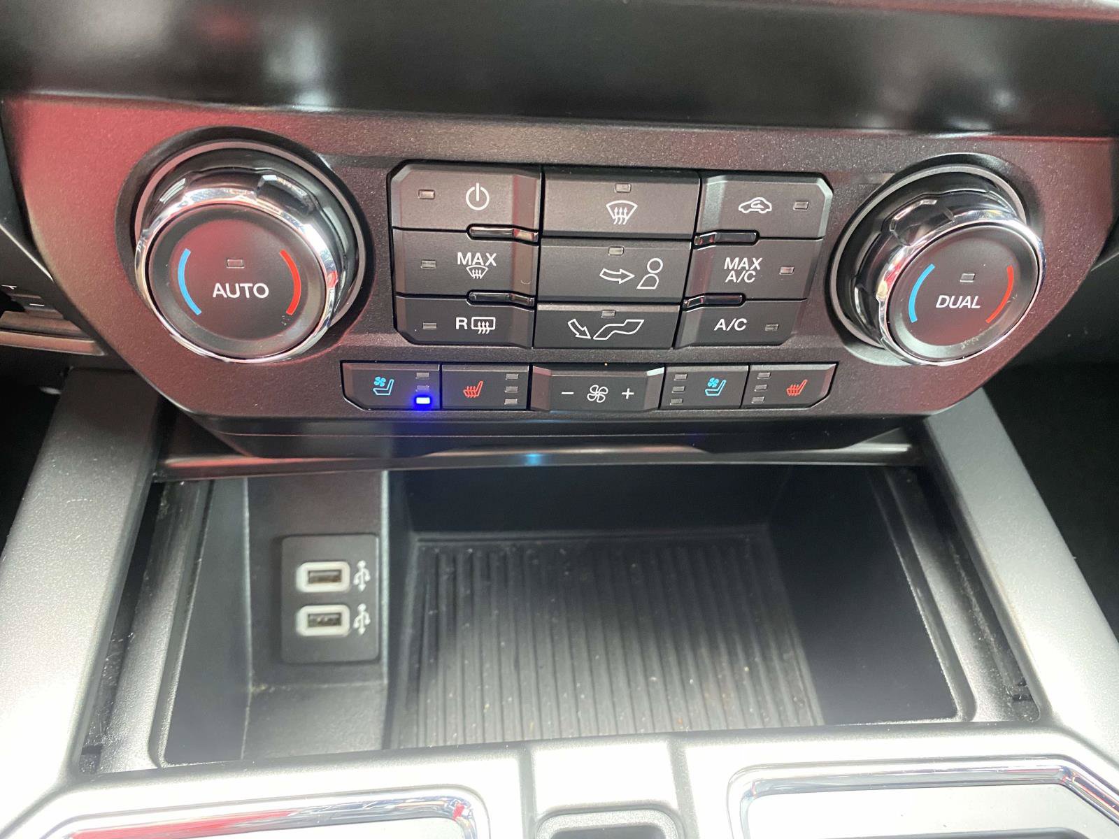 Certified 2020 Ford F150 Lariat RWD image 26