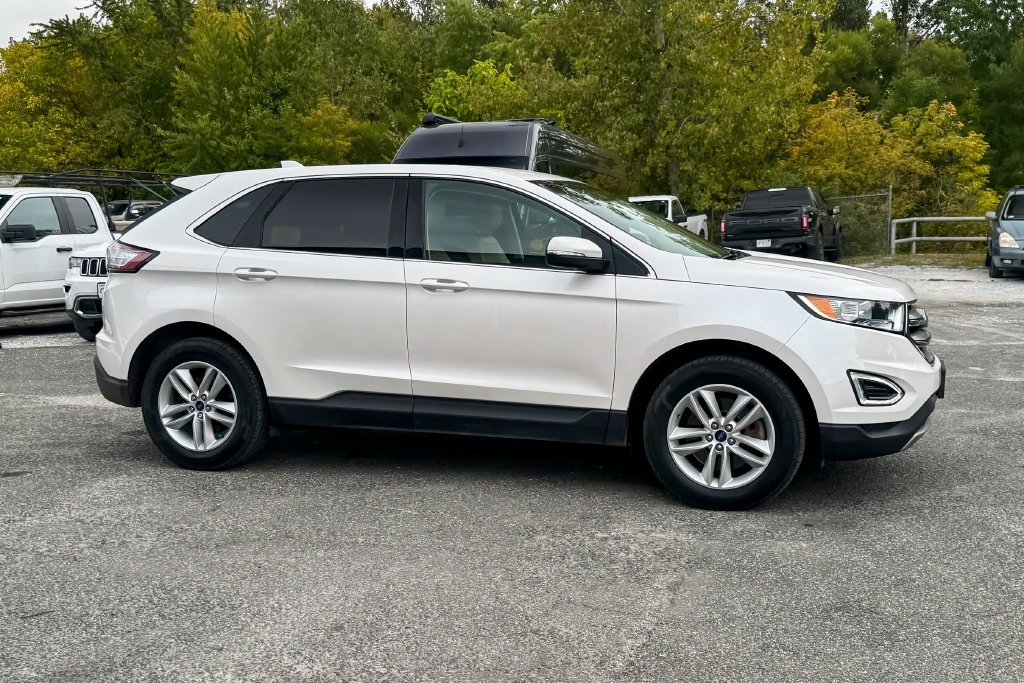 Certified 2018 Ford Edge SEL w/ Equipment Group 201A AWD/4WD image 2