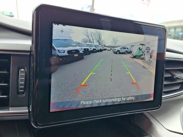 Certified 2022 Ford Explorer XLT w/ Equipment Group 202A image 15