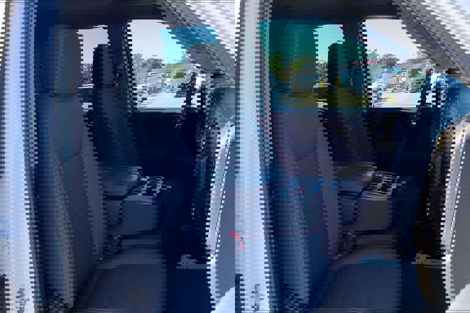 Used 2024 Chevrolet Silverado 2500 Custom w/ Custom Value Package image 10