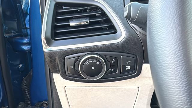 Certified 2023 Ford Edge Titanium w/ Equipment Group 301A AWD/4WD image 15